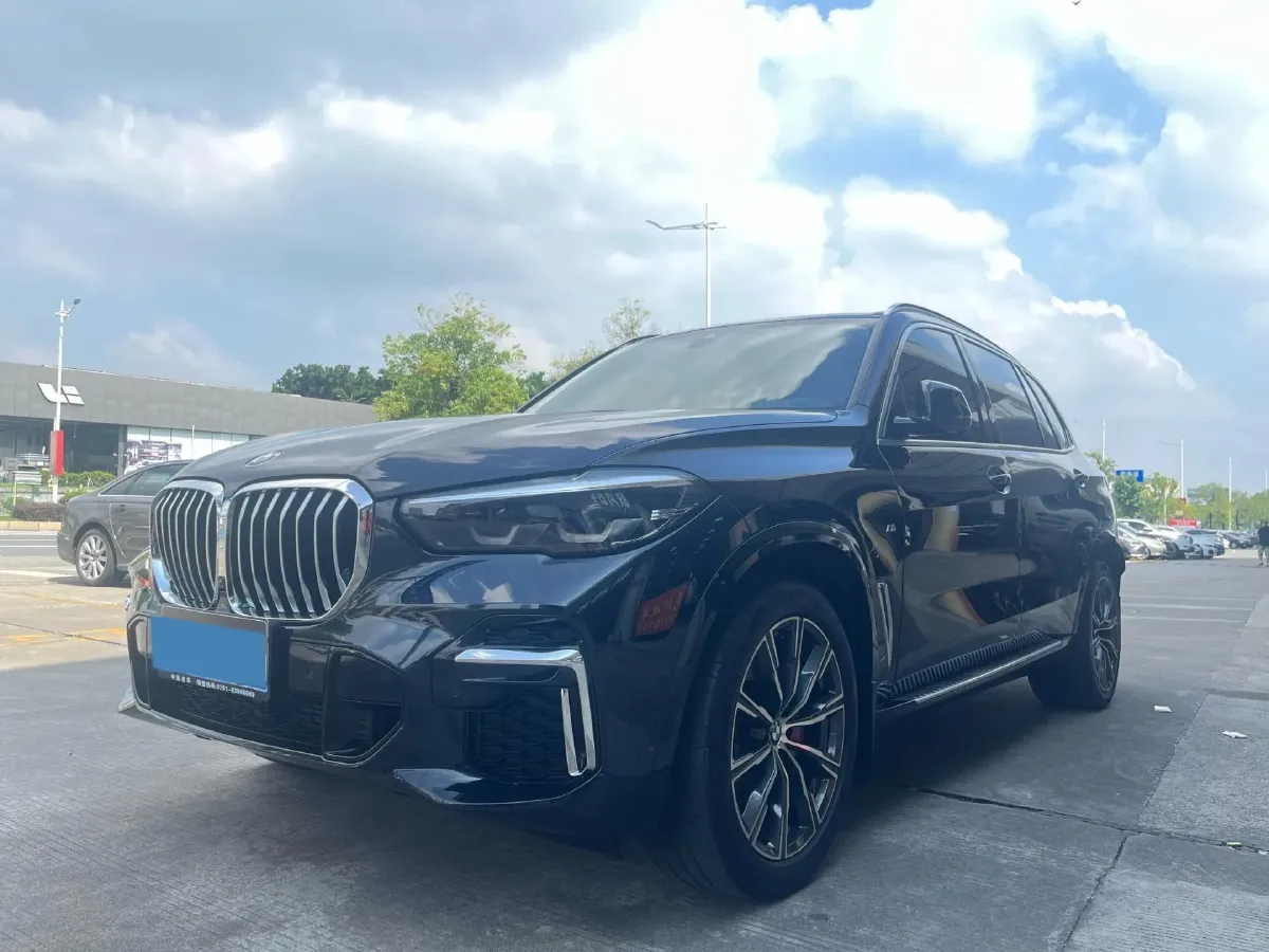 2022 BMW X5 2.0T 245HP L4 8AT,autocango,china used car exporter,china ev exporter,chinese used car exporter,chinese used ev exporter