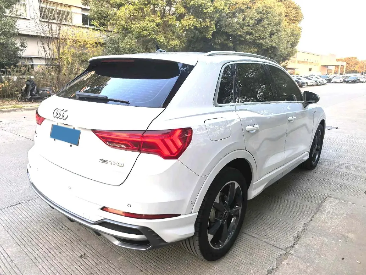 2021 Audi Q3 1.4T 150HP L4 7DCT,autocango,china used car exporter,china ev exporter,chinese used car exporter,chinese used ev exporter