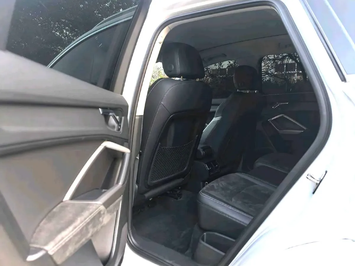 2021 Audi Q3 1.4T 150HP L4 7DCT,autocango,china used car exporter,china ev exporter,chinese used car exporter,chinese used ev exporter