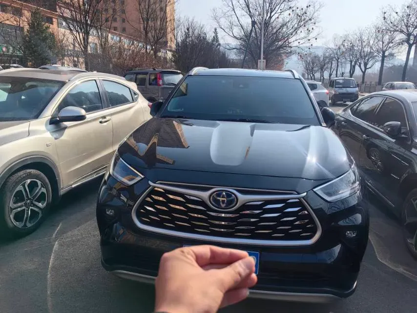 2023 Toyota Highlander 2.5L 189HP L4 E-CVT Hybrid,autocango,china used car exporter,china ev exporter,chinese used car exporter,chinese used ev exporter