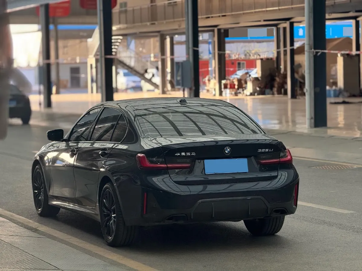 2023 BMW 3 Series 2.0T 184HP L4 8AT,autocango,china used car exporter,china ev exporter,chinese used car exporter,chinese used ev exporter