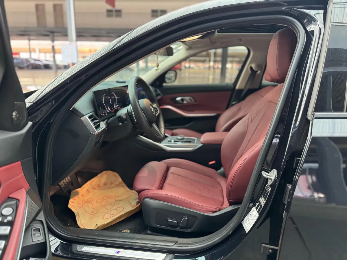 2023 BMW 3 Series 2.0T 184HP L4 8AT,autocango,china used car exporter,china ev exporter,chinese used car exporter,chinese used ev exporter