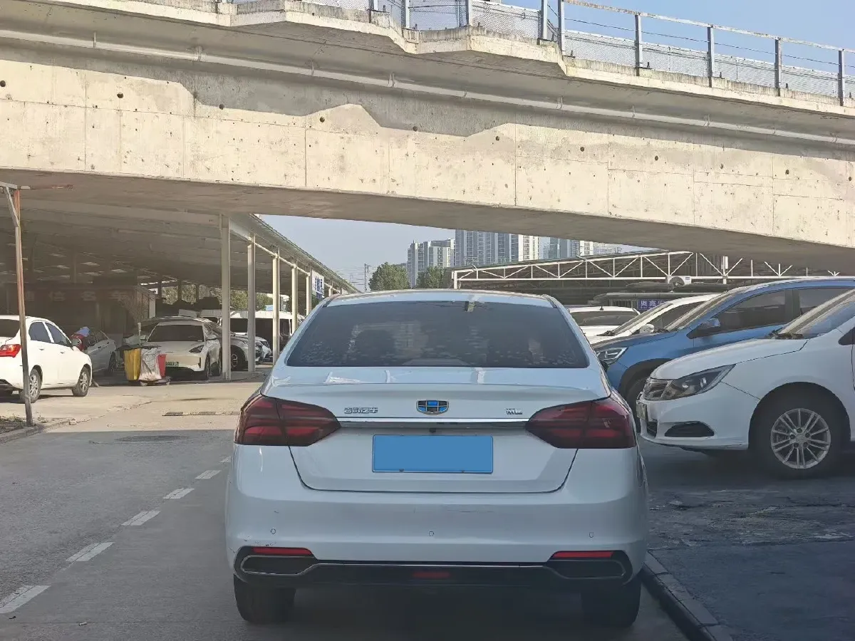 2018 Geely Emgrand 1.5L 109HP L4 5MT,autocango,china used car exporter,china ev exporter,chinese used car exporter,chinese used ev exporter