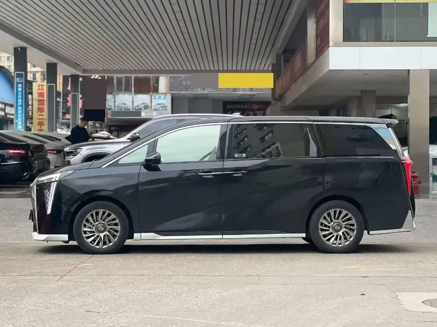 2023 GAC Trumpchi M8 2.0T 252HP L4 8AT,autocango,china used car exporter,china ev exporter,chinese used car exporter,chinese used ev exporter