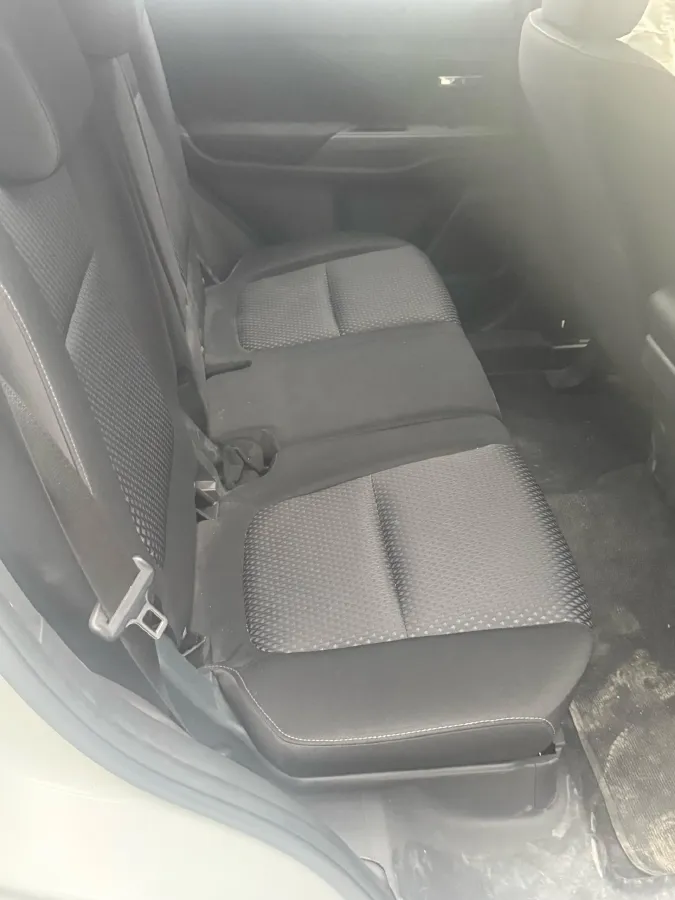 2020 Mitsubishi Outlander 2.0L 166HP L4 CVT,autocango,china used car exporter,china ev exporter,chinese used car exporter,chinese used ev exporter