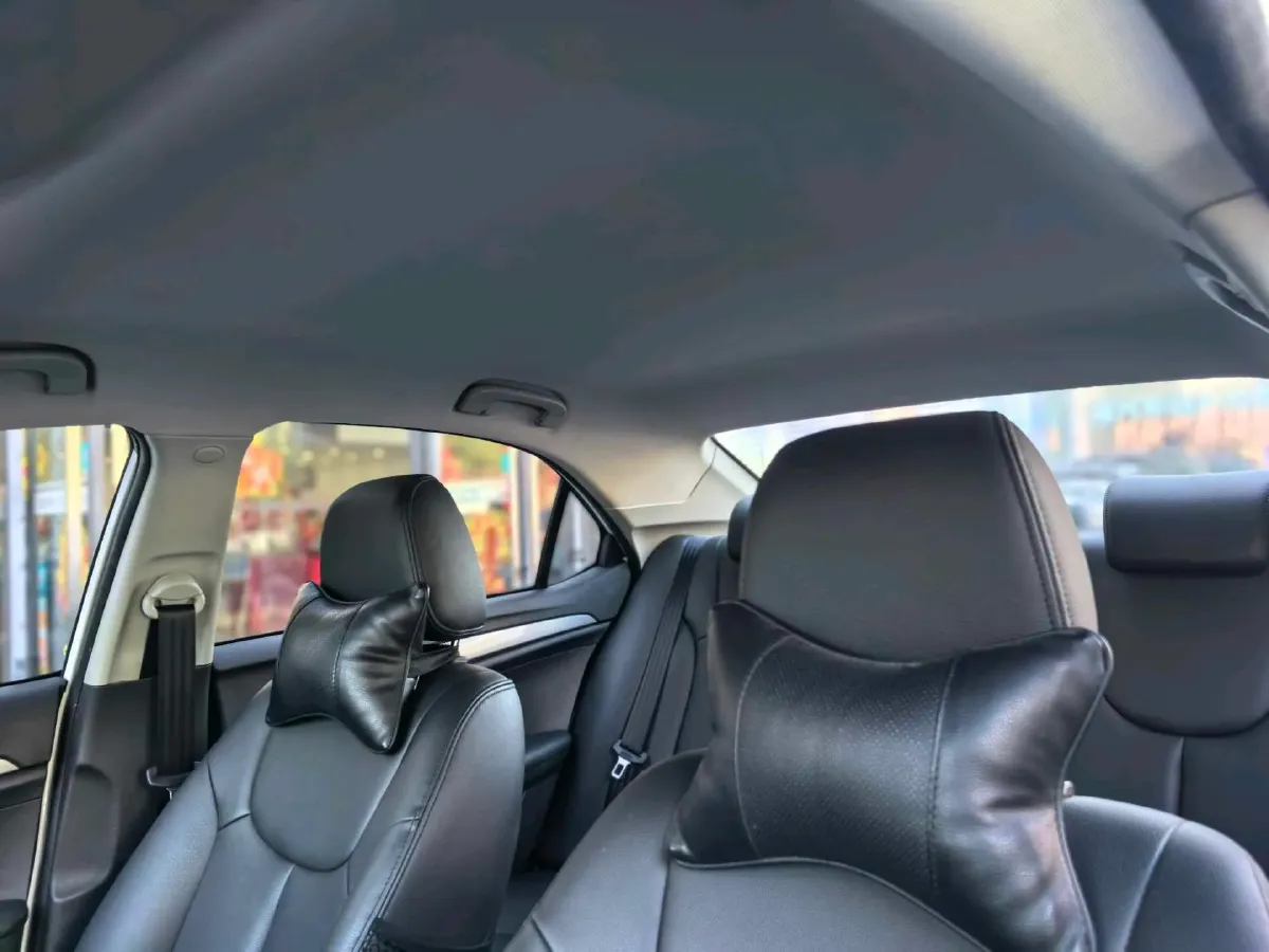 2018 Roewe 360 1.5L 116HP L4 5MT,autocango,china used car exporter,china ev exporter,chinese used car exporter,chinese used ev exporter