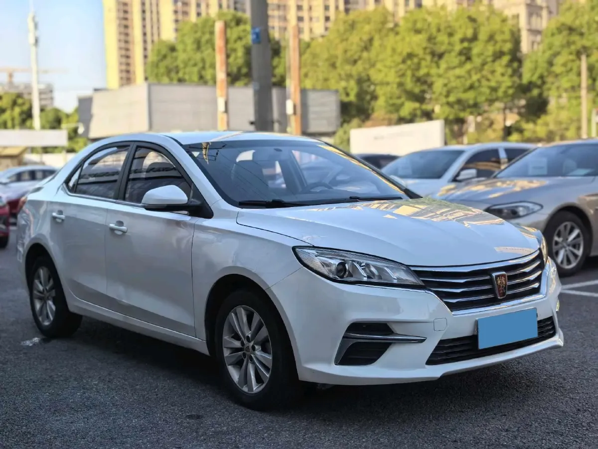 2018 Roewe 360 1.5L 116HP L4 5MT,autocango,china used car exporter,china ev exporter,chinese used car exporter,chinese used ev exporter