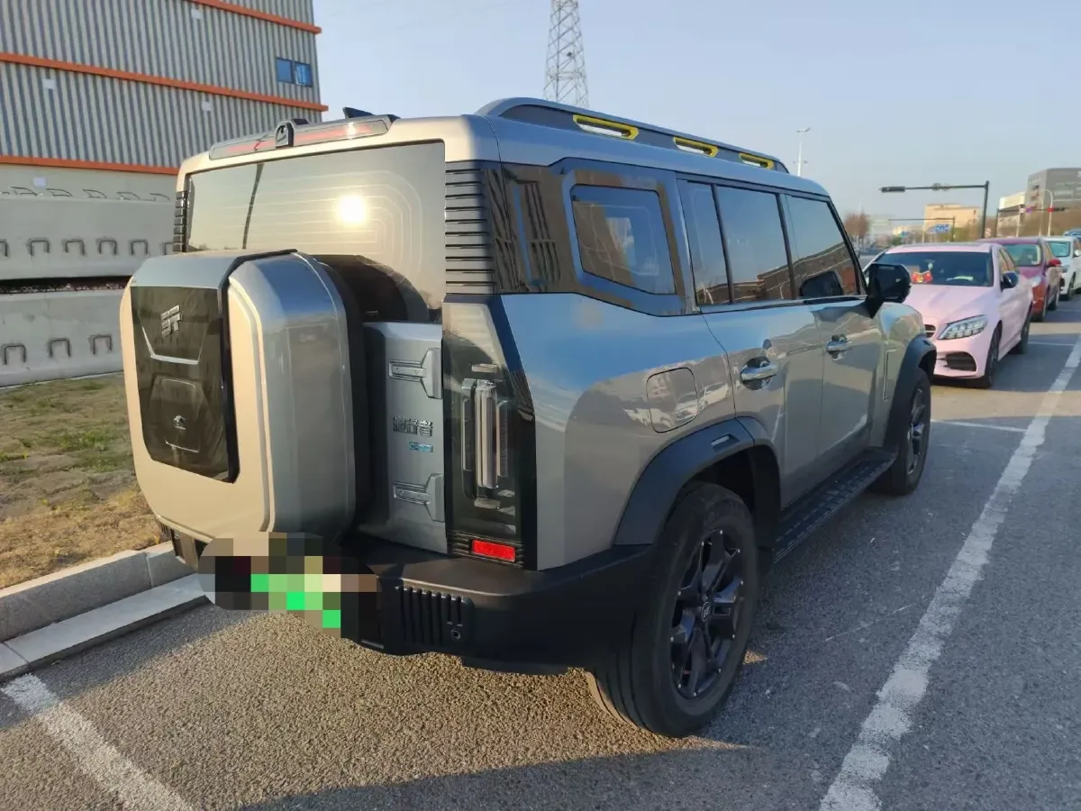 2024 Jetour ShanHai TravellerC-DM 1.5T 156HP L4 3DHT PHEV 26.7KWH,autocango,china used car exporter,china ev exporter,chinese used car exporter,chinese used ev exporter