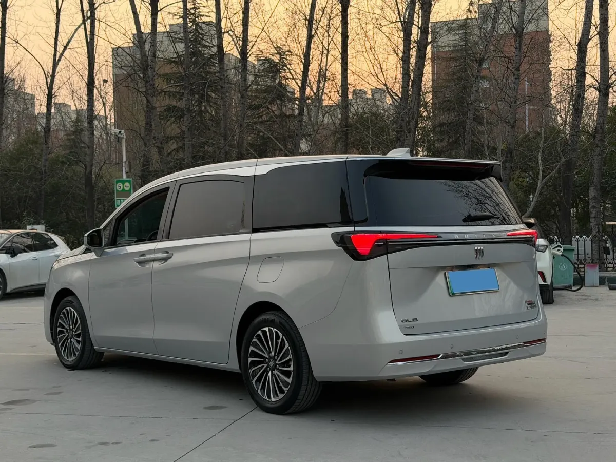2025 Buick GL8 1.5T 180HP L4 2DHT PHEV,autocango,china used car exporter,china ev exporter,chinese used car exporter,chinese used ev exporter