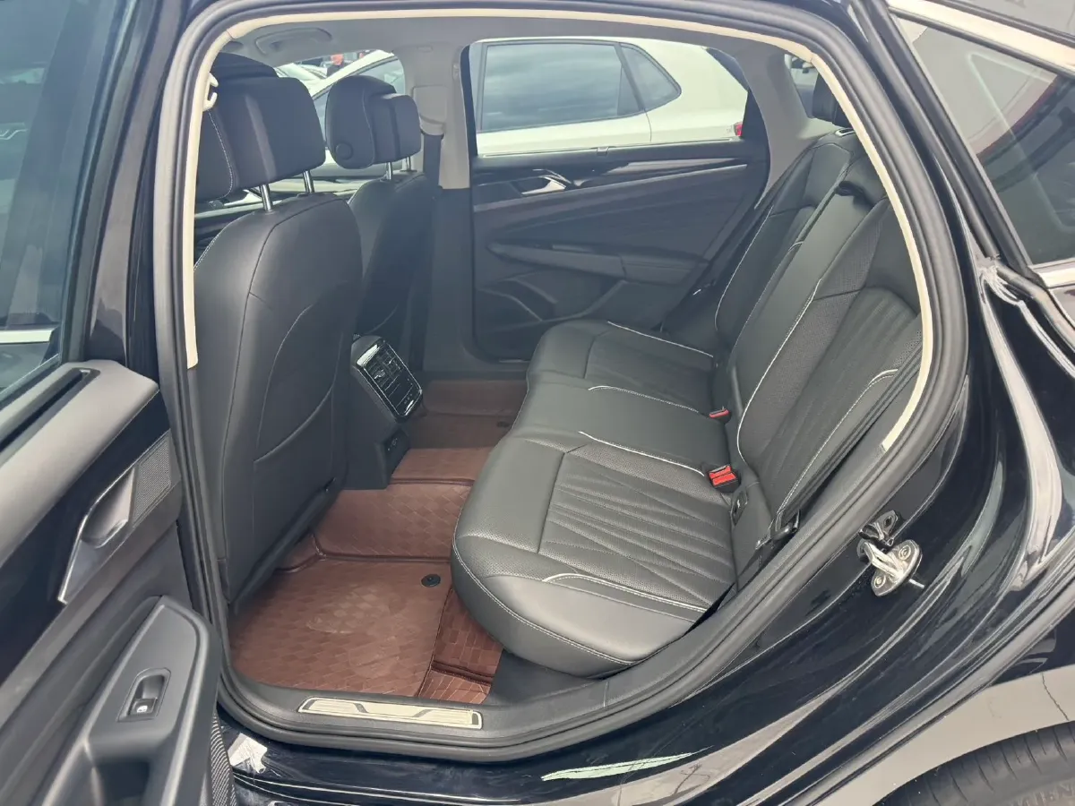 2023 Volkswagen Passat 2.0T 186HP L4 7DCT,autocango,china used car exporter,china ev exporter,chinese used car exporter,chinese used ev exporter