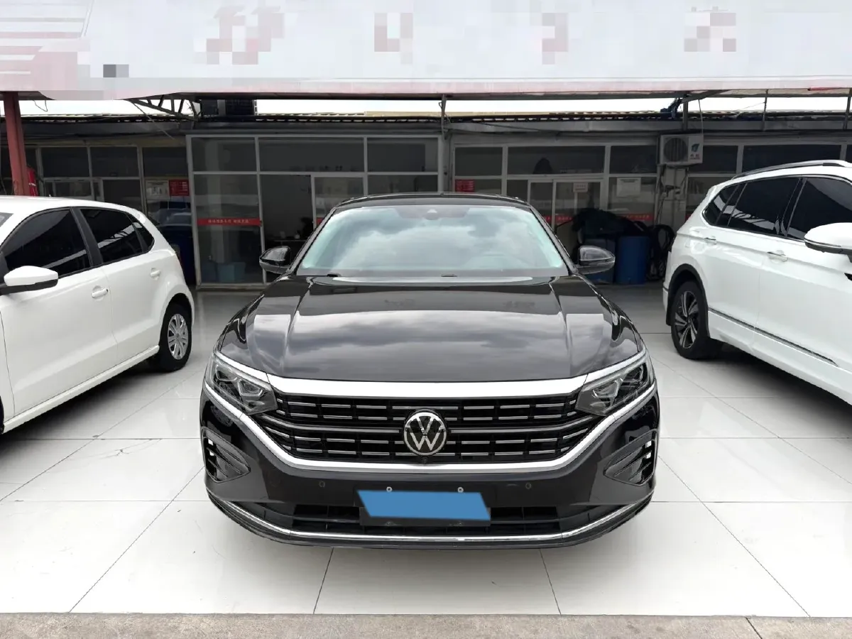 2023 Volkswagen Passat 2.0T 186HP L4 7DCT,autocango,china used car exporter,china ev exporter,chinese used car exporter,chinese used ev exporter