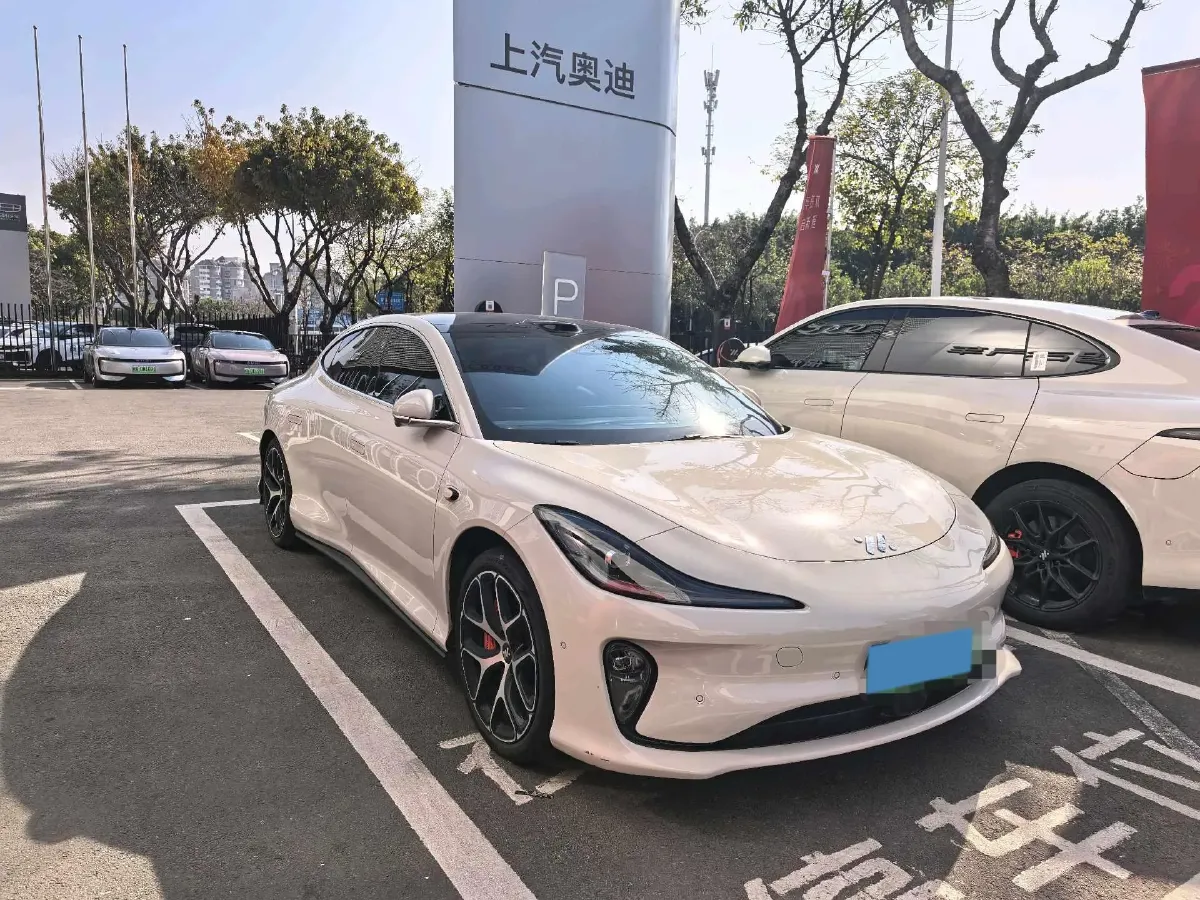 2025 IM L6 BEV,autocango,china used car exporter,china ev exporter,chinese used car exporter,chinese used ev exporter