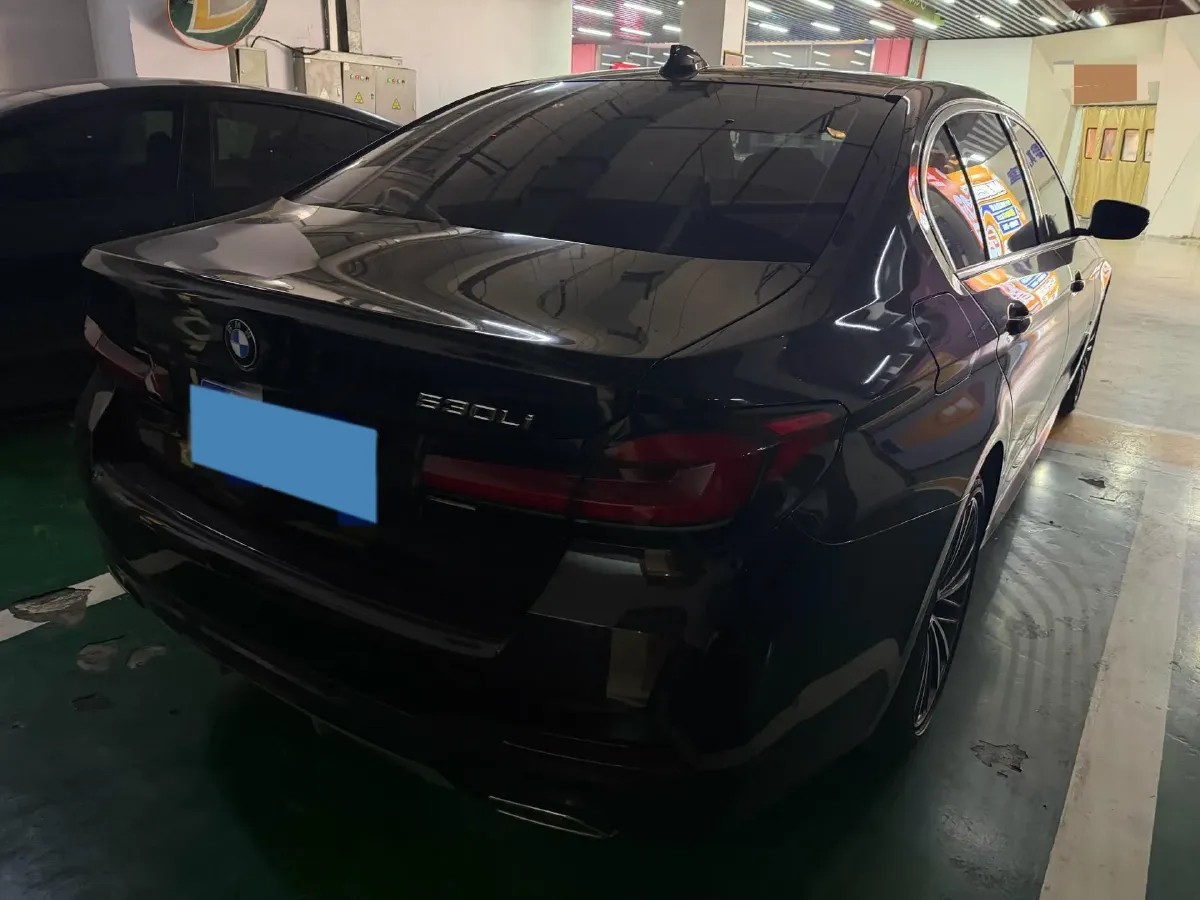 2021 BMW 5 Series 2.0T 252HP L4 8AT,autocango,china used car exporter,china ev exporter,chinese used car exporter,chinese used ev exporter
