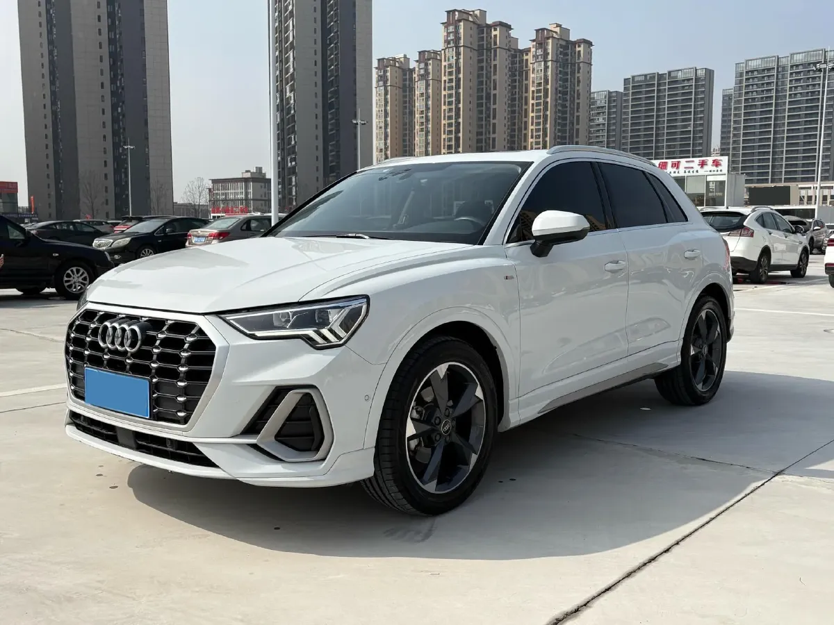 2023 Audi Q3 1.4T 150HP L4 7DCT,autocango,china used car exporter,china ev exporter,chinese used car exporter,chinese used ev exporter