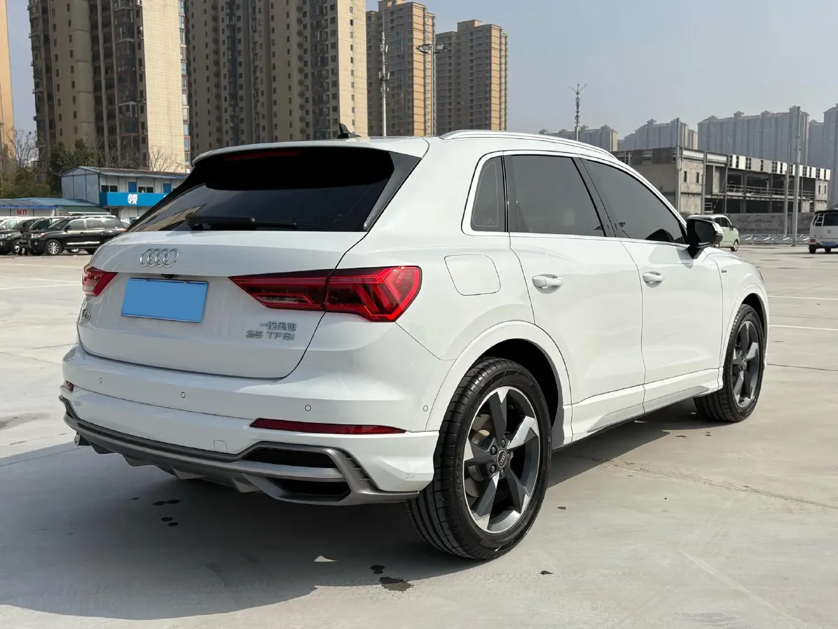 2023 Audi Q3 1.4T 150HP L4 7DCT,autocango,china used car exporter,china ev exporter,chinese used car exporter,chinese used ev exporter