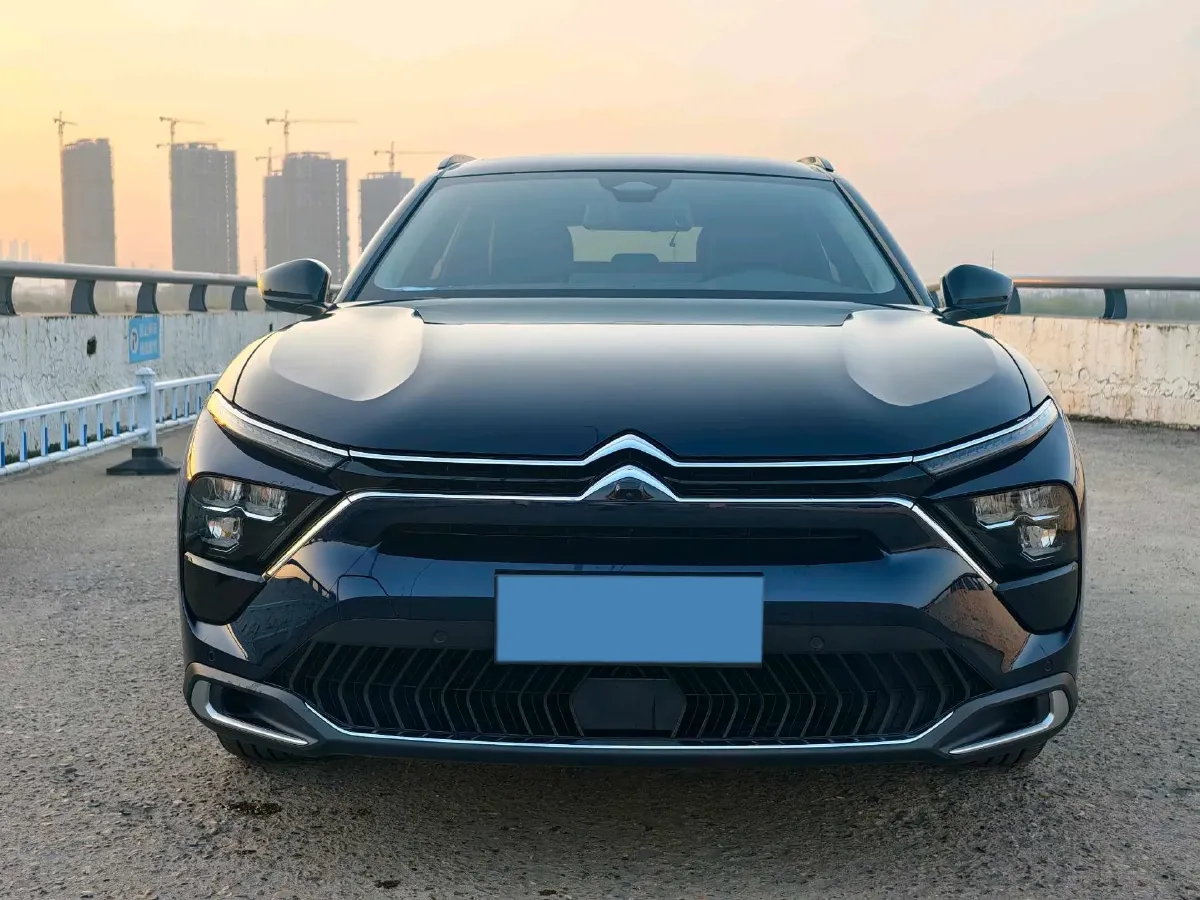 2024 Citroen C5 X 1.6T 175HP L4 8AT,autocango,china used car exporter,china ev exporter,chinese used car exporter,chinese used ev exporter