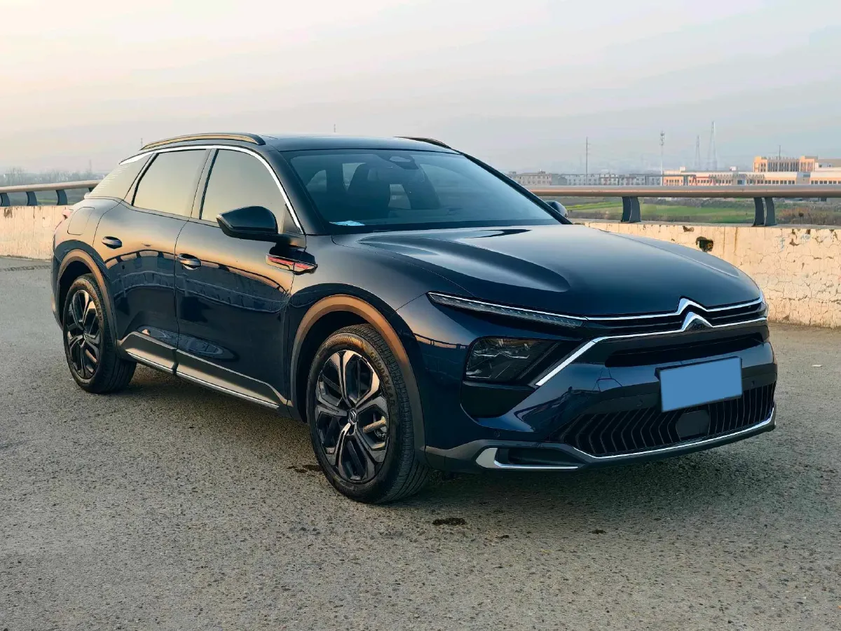 2024 Citroen C5 X 1.6T 175HP L4 8AT,autocango,china used car exporter,china ev exporter,chinese used car exporter,chinese used ev exporter