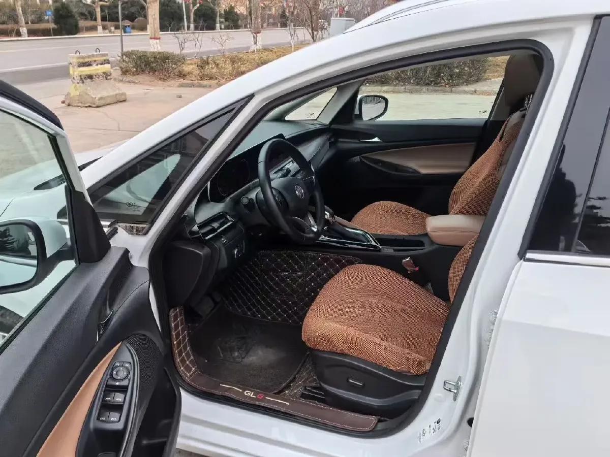 2021 Buick GL6 1.3T 163HP L3 6AT,autocango,china used car exporter,china ev exporter,chinese used car exporter,chinese used ev exporter