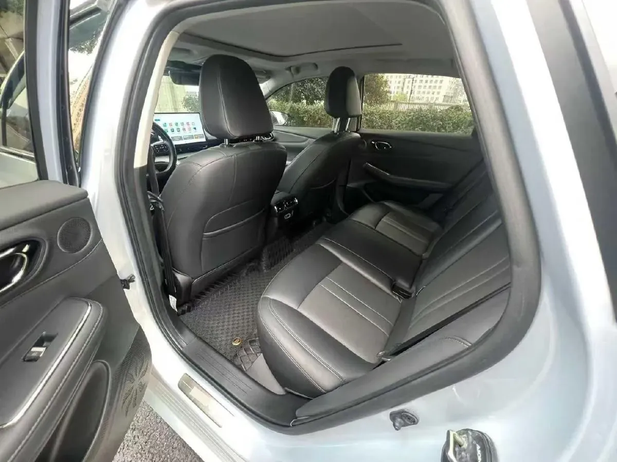 2024 Voyah ZhiYin BEV 77KWH,autocango,china used car exporter,china ev exporter,chinese used car exporter,chinese used ev exporter