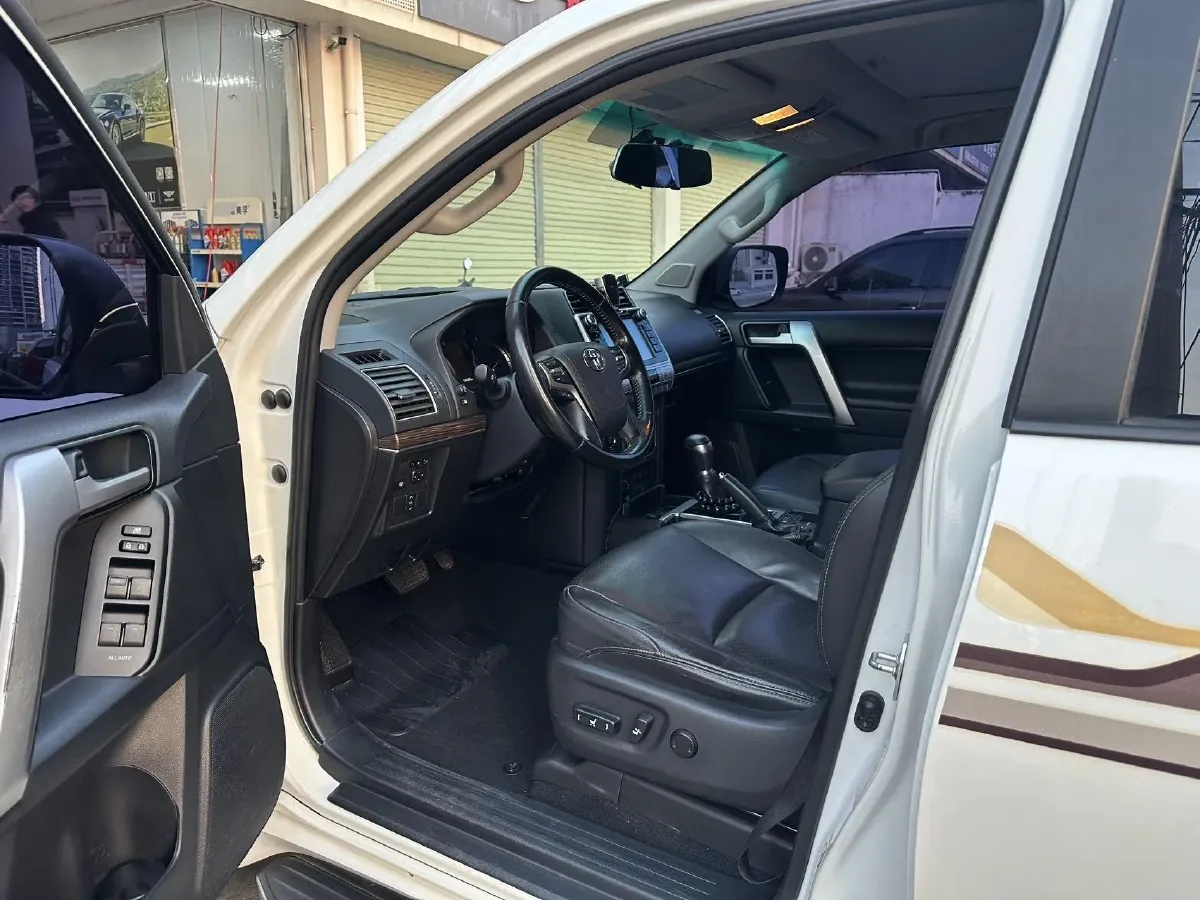 2019 Toyota Land Cruiser Prado 3.5L 280HP V6 6AT,autocango,china used car exporter,china ev exporter,chinese used car exporter,chinese used ev exporter