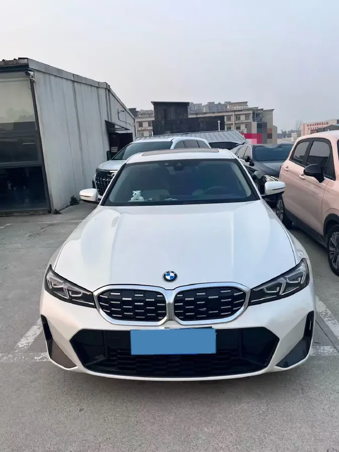 2024 BMW 3 Series 2.0T 184HP L4 8AT,autocango,china used car exporter,china ev exporter,chinese used car exporter,chinese used ev exporter