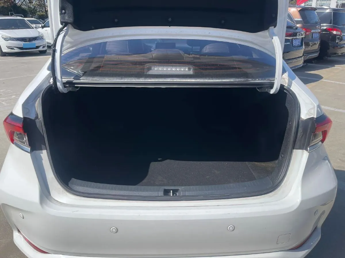 2019 Toyota Corolla 1.2T 116HP L4 CVT,autocango,china used car exporter,china ev exporter,chinese used car exporter,chinese used ev exporter