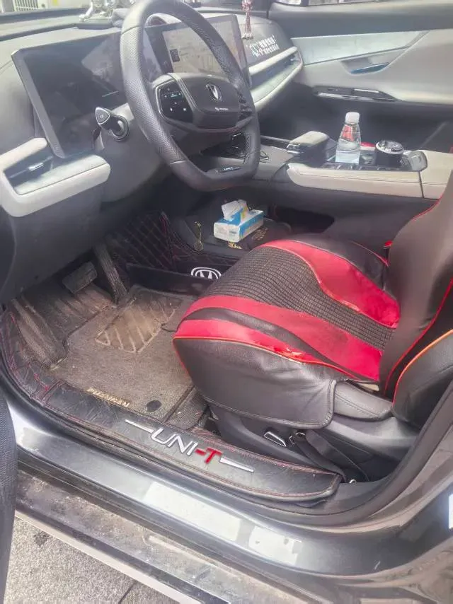 2023 ChangAn UNI-T 1.5T 188HP L4 7DCT,autocango,china used car exporter,china ev exporter,chinese used car exporter,chinese used ev exporter