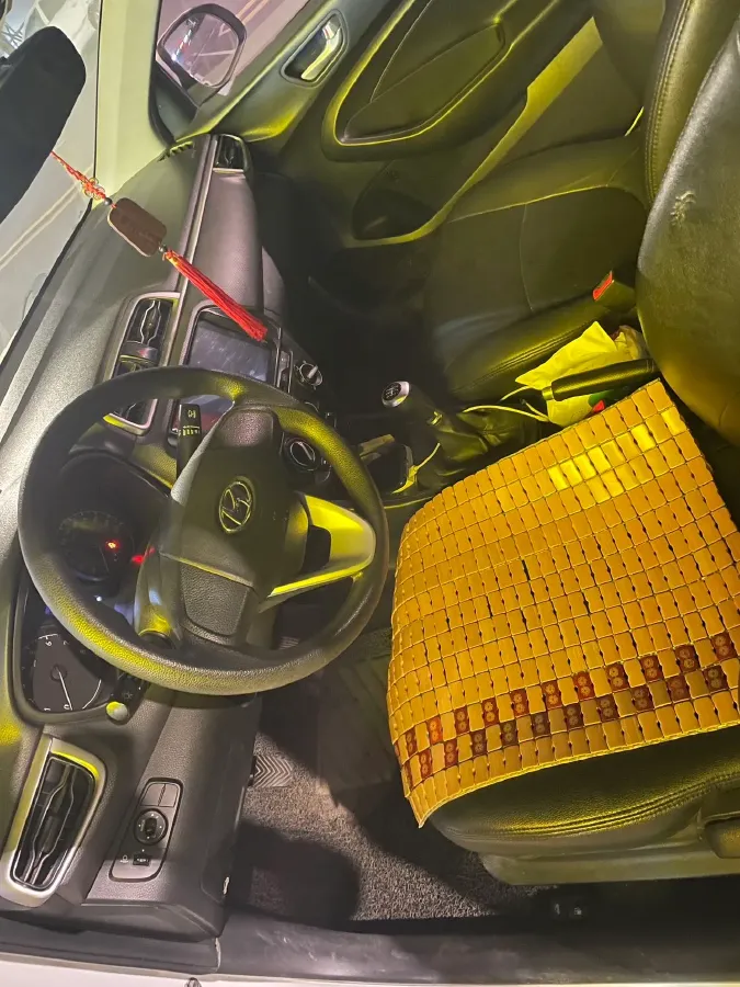 2017 Hyundai Reina 1.4L 95HP L4 5MT,autocango,china used car exporter,china ev exporter,chinese used car exporter,chinese used ev exporter