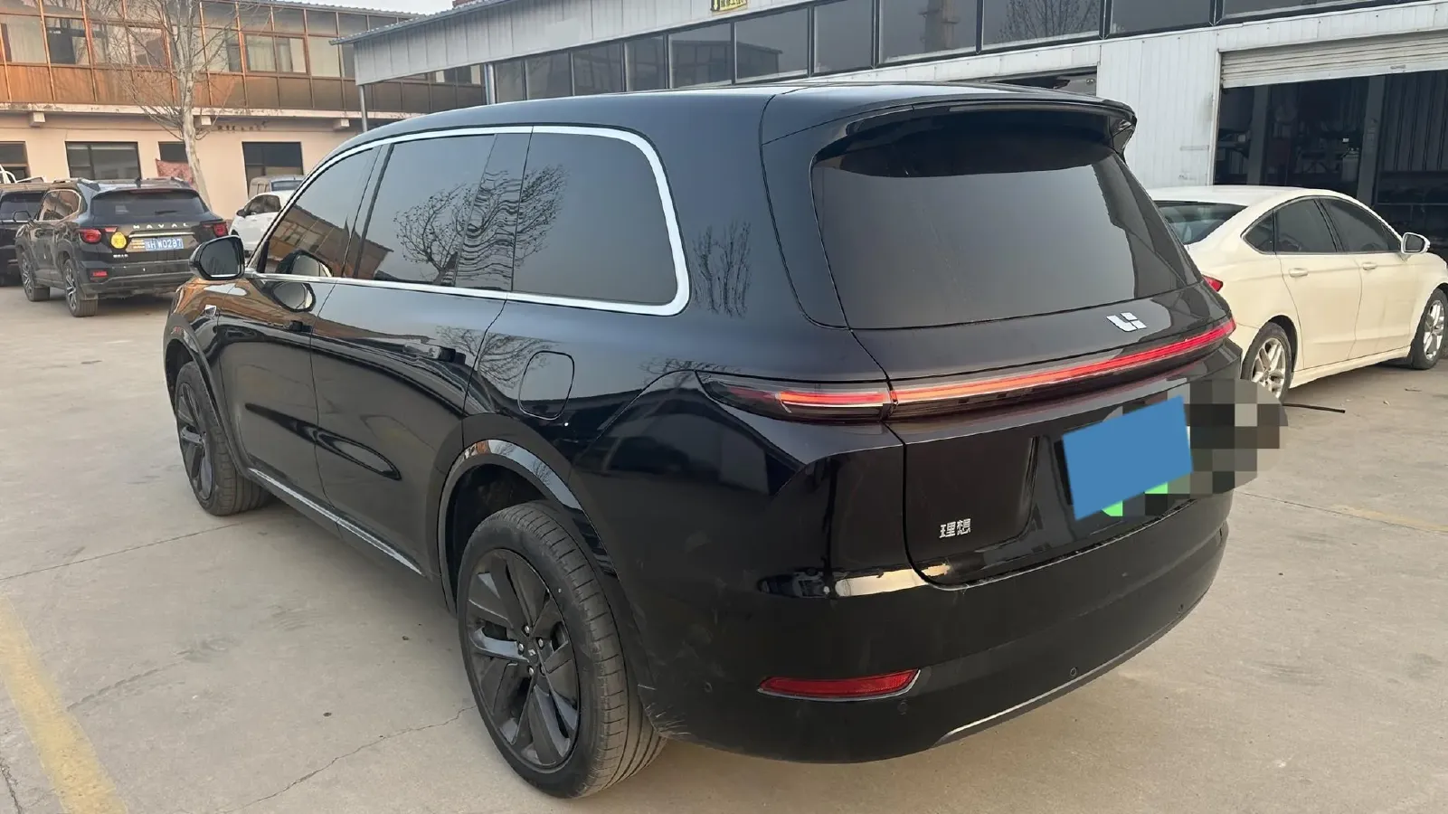 2022 Li L9 Range Extended 154HP REEV 42.6KWH,autocango,china used car exporter,china ev exporter,chinese used car exporter,chinese used ev exporter