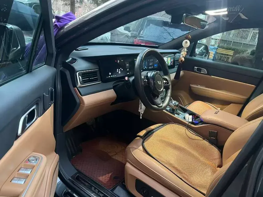 2021 Li ONE Range Extended 131HP REEV 40.5KWH,autocango,china used car exporter,china ev exporter,chinese used car exporter,chinese used ev exporter