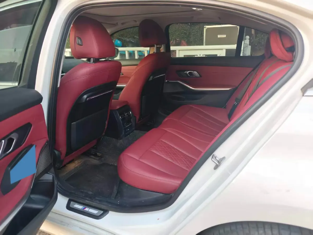 2022 BMW 3 Series 2.0T 184HP L4 8AT,autocango,china used car exporter,china ev exporter,chinese used car exporter,chinese used ev exporter