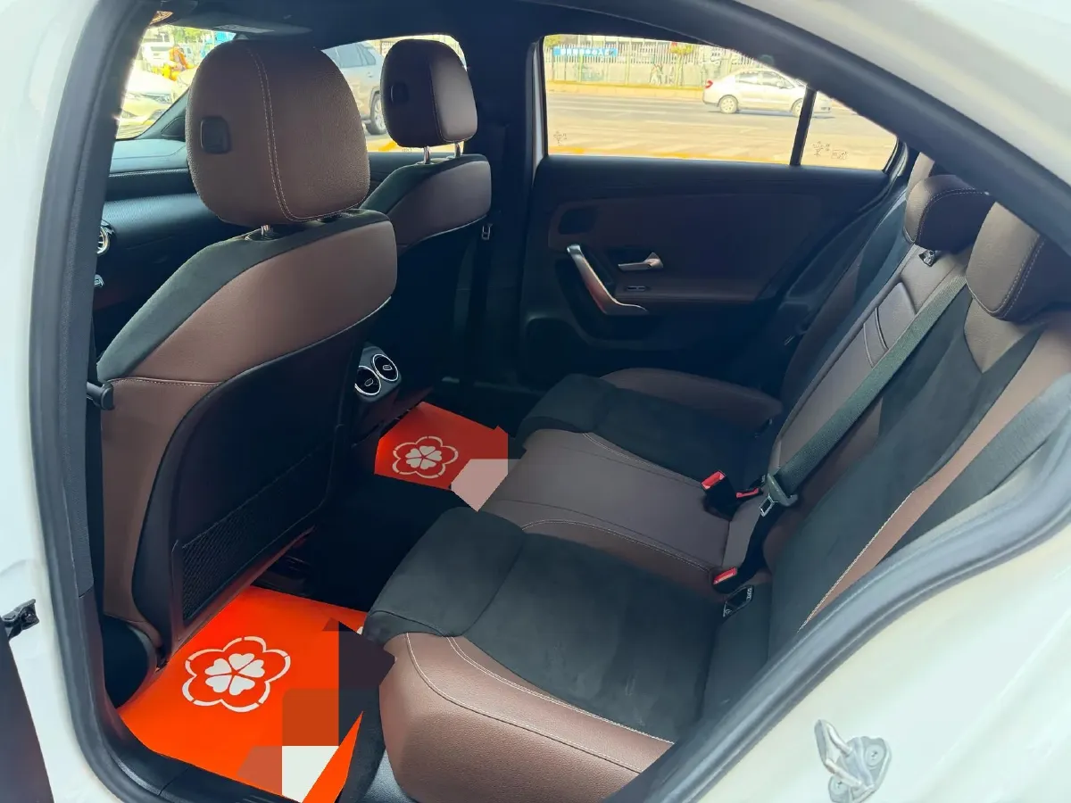 2020 Mercedes-Benz A Class 1.3T 163HP L4 7DCT,autocango,china used car exporter,china ev exporter,chinese used car exporter,chinese used ev exporter