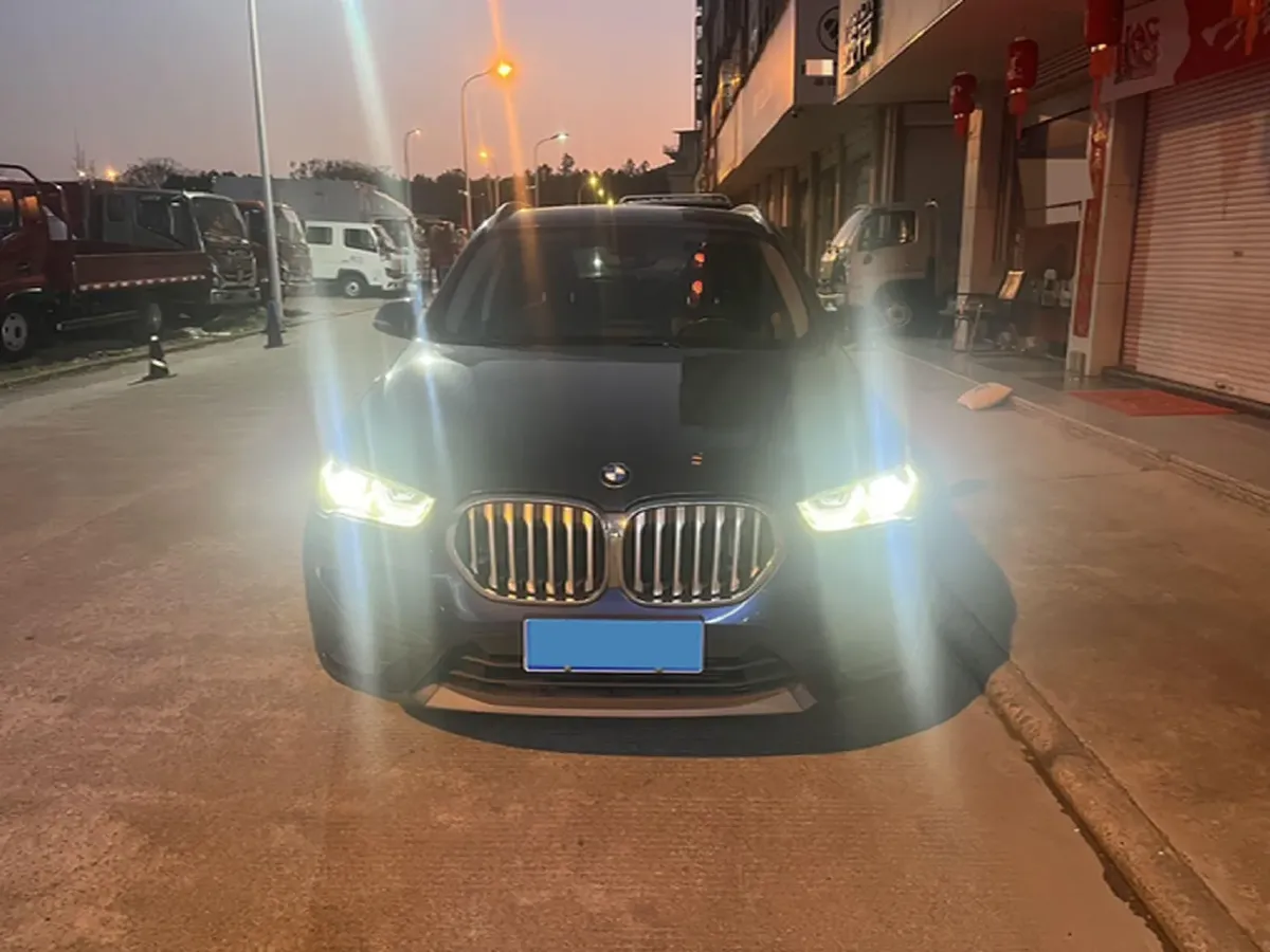 2021 BMW X1 2.0T 192HP L4 7DCT,autocango,china used car exporter,china ev exporter,chinese used car exporter,chinese used ev exporter