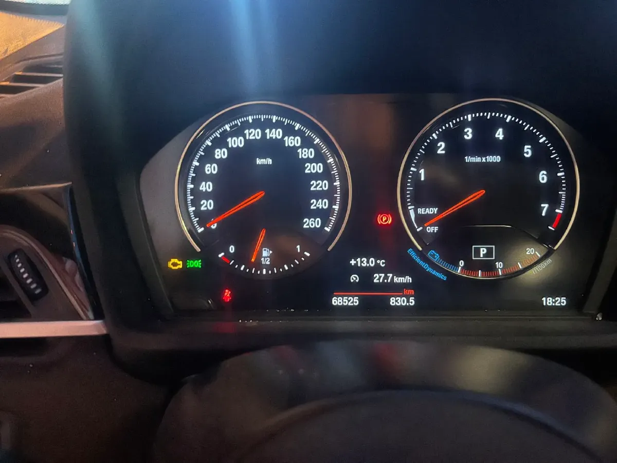 2021 BMW X1 2.0T 192HP L4 7DCT,autocango,china used car exporter,china ev exporter,chinese used car exporter,chinese used ev exporter