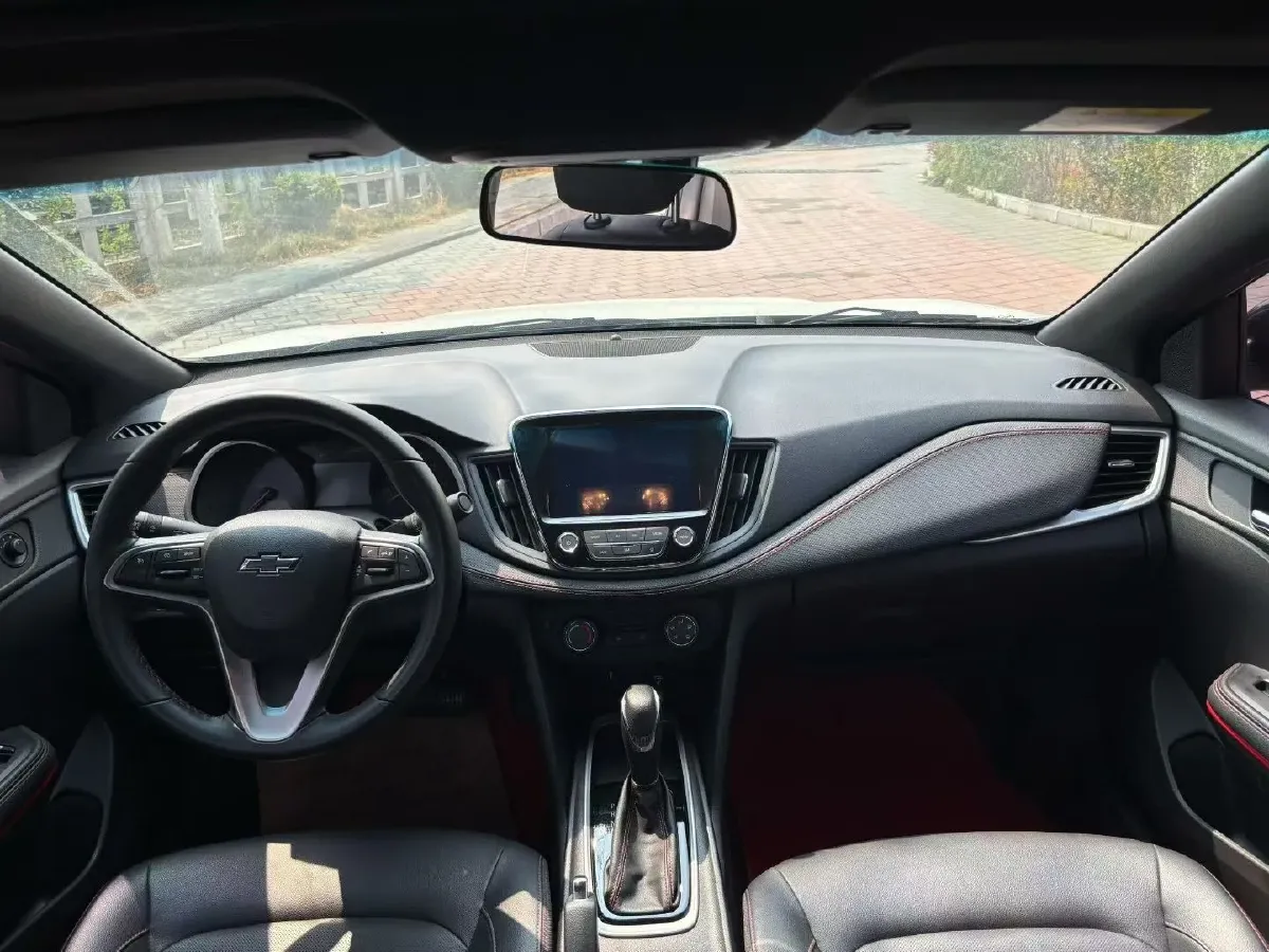 2020 Chevrolet Monza 1.3T 163HP L3 6AT,autocango,china used car exporter,china ev exporter,chinese used car exporter,chinese used ev exporter