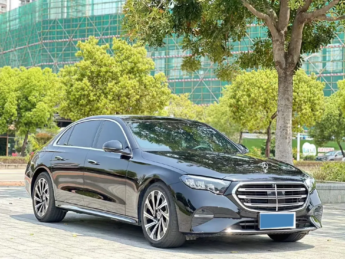 2025 Mercedes-Benz E Class 2.0T 258HP L4 9AT,autocango,china used car exporter,china ev exporter,chinese used car exporter,chinese used ev exporter
