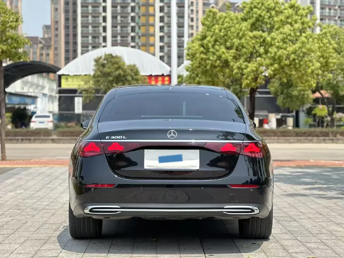 2025 Mercedes-Benz E Class 2.0T 258HP L4 9AT,autocango,china used car exporter,china ev exporter,chinese used car exporter,chinese used ev exporter