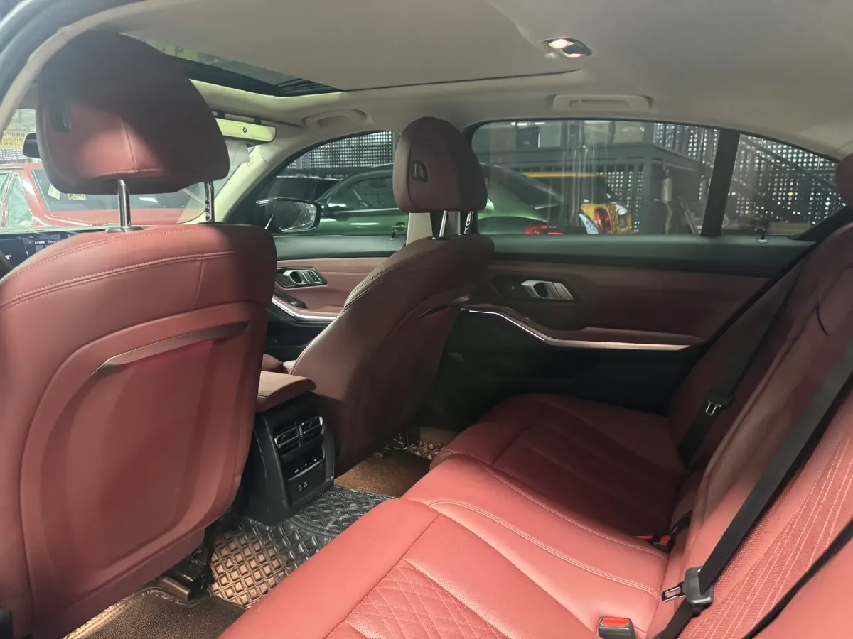 2024 BMW 3 Series 2.0T 184HP L4 8AT,autocango,china used car exporter,china ev exporter,chinese used car exporter,chinese used ev exporter