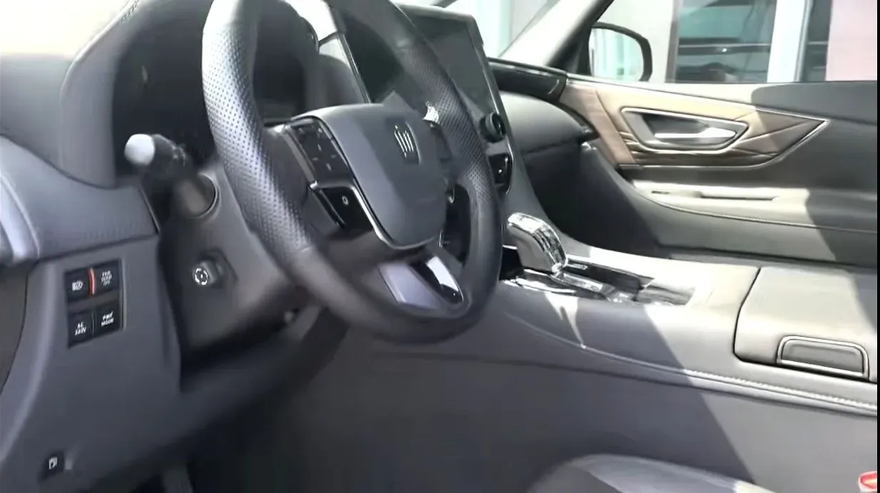 2024 Toyota Vellfire 2.5L 190HP L4 E-CVT Hybrid,autocango,china used car exporter,china ev exporter,chinese used car exporter,chinese used ev exporter