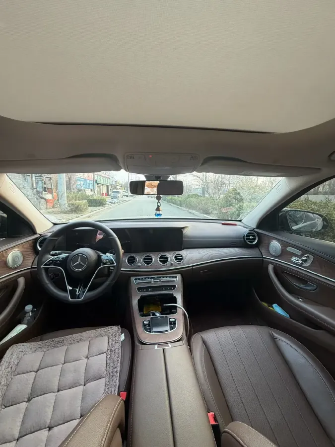 2023 Mercedes-Benz E Class 2.0T 258HP L4 9AT,autocango,china used car exporter,china ev exporter,chinese used car exporter,chinese used ev exporter