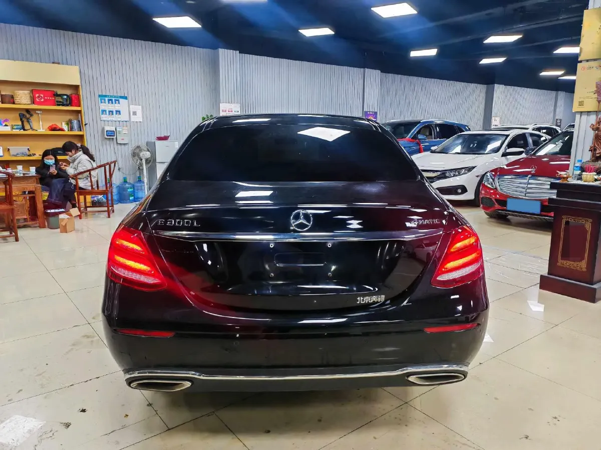 2020 Mercedes-Benz E Class 1.5T 184HP L4 9AT,autocango,china used car exporter,china ev exporter,chinese used car exporter,chinese used ev exporter