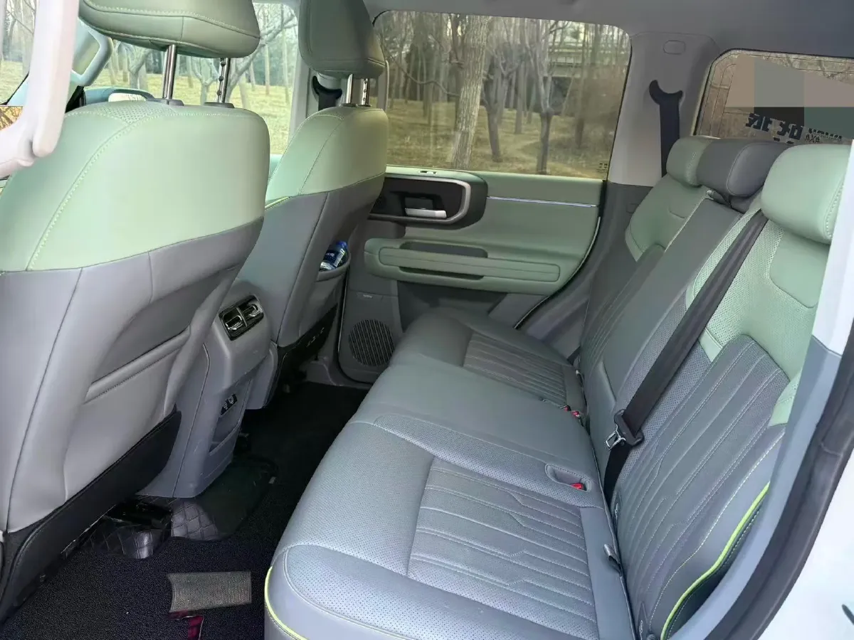 2025 Beijing BJ40 REEV REEV 188HP REEV 40.3KWH,autocango,china used car exporter,china ev exporter,chinese used car exporter,chinese used ev exporter