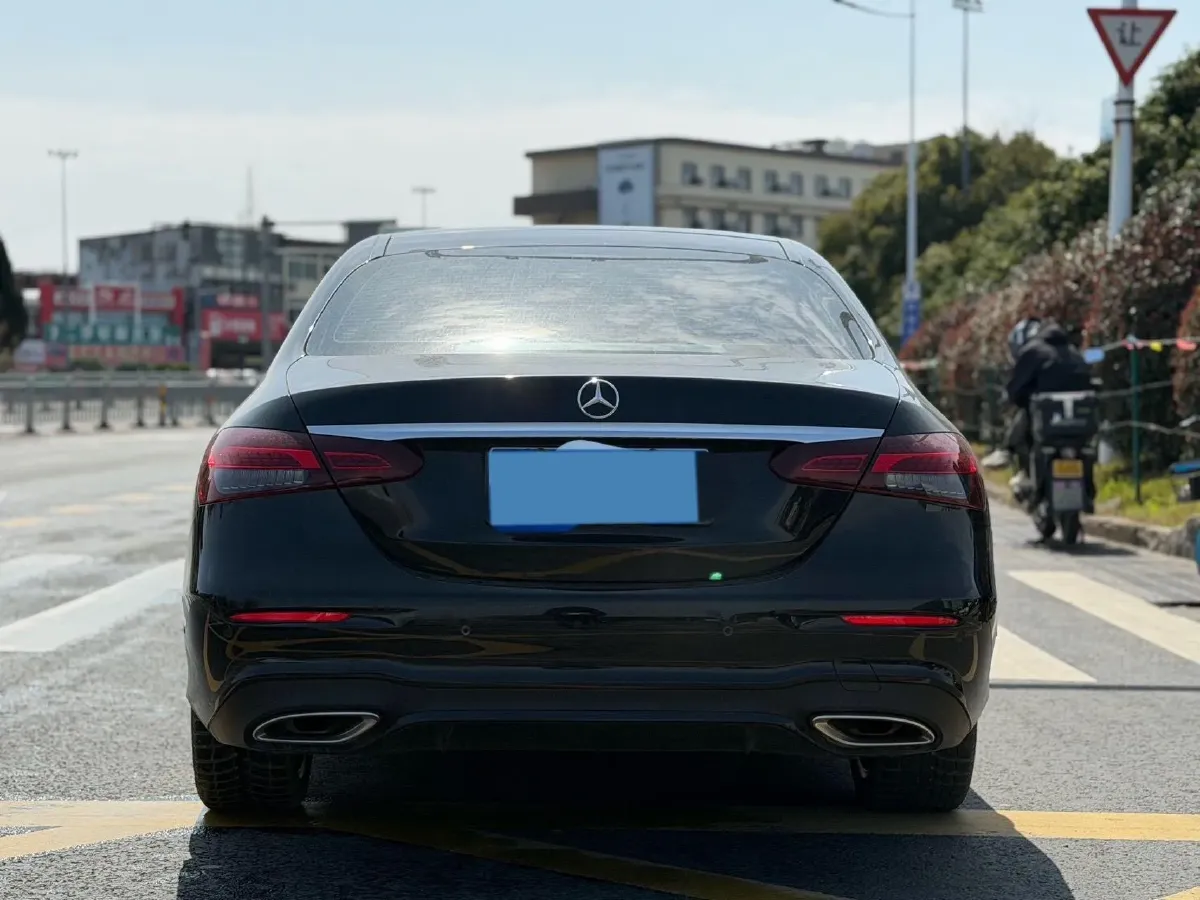2023 Mercedes-Benz E Class 2.0T 258HP L4 9AT,autocango,china used car exporter,china ev exporter,chinese used car exporter,chinese used ev exporter