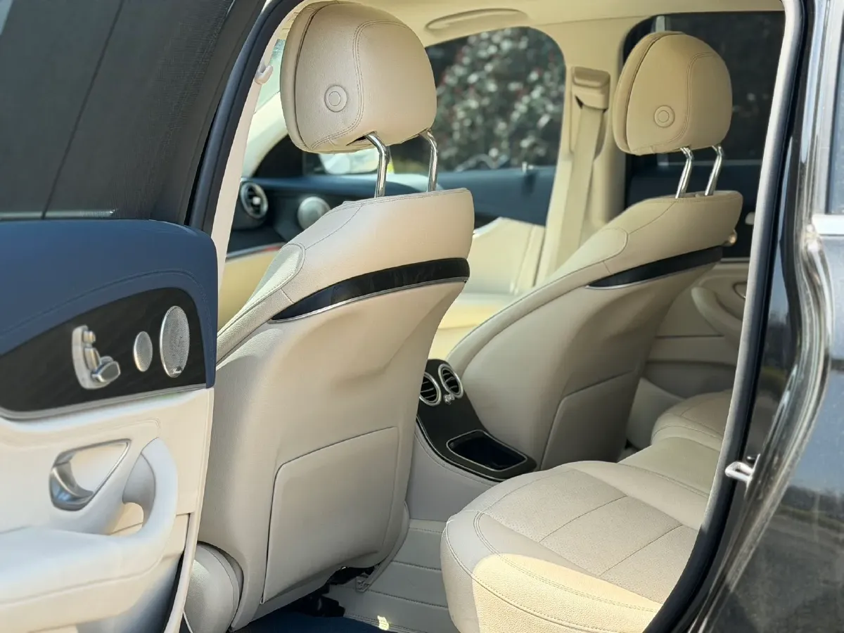 2023 Mercedes-Benz E Class 2.0T 258HP L4 9AT,autocango,china used car exporter,china ev exporter,chinese used car exporter,chinese used ev exporter