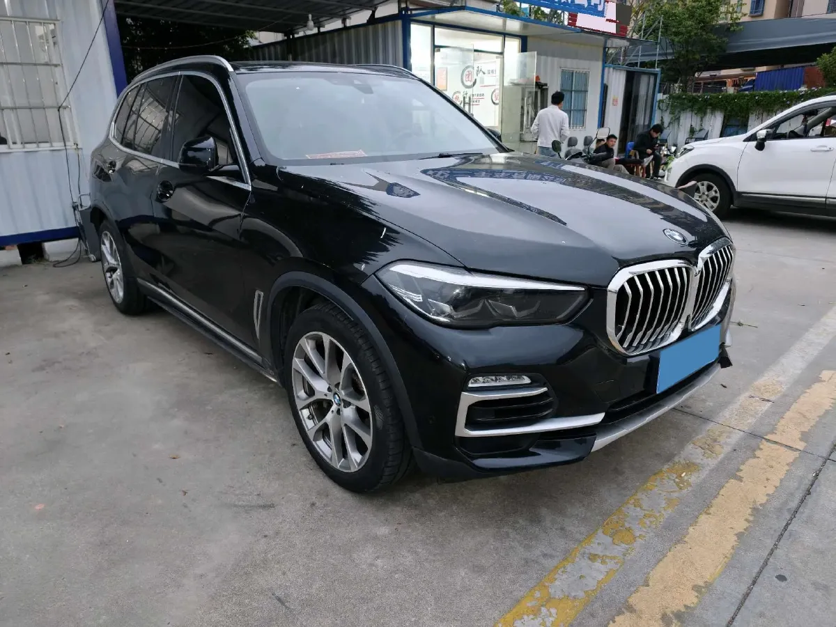 2021 BMW X5 2.0T 265HP L4 8AT,autocango,china used car exporter,china ev exporter,chinese used car exporter,chinese used ev exporter