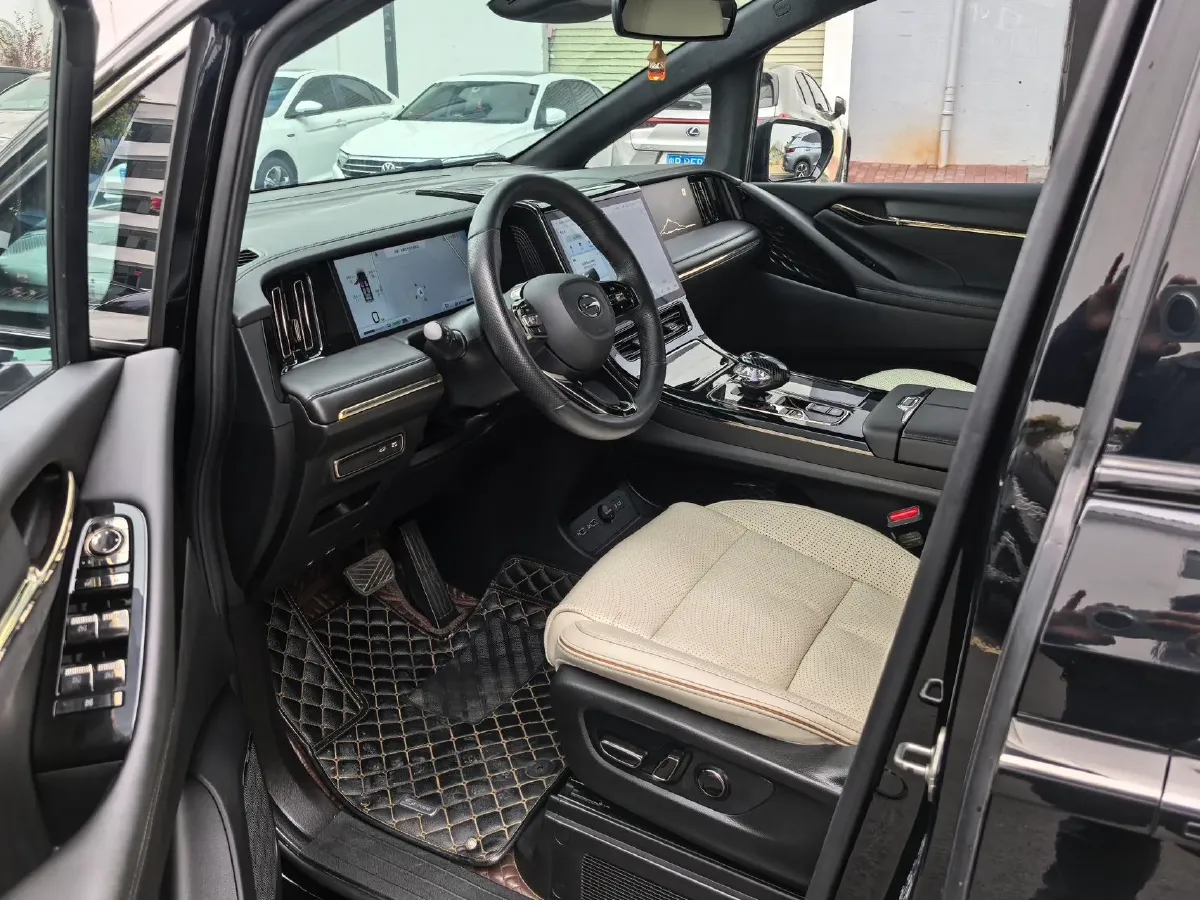 2023 GAC Trumpchi M8 2.0T 190HP L4 E-CVT Hybrid,autocango,china used car exporter,china ev exporter,chinese used car exporter,chinese used ev exporter