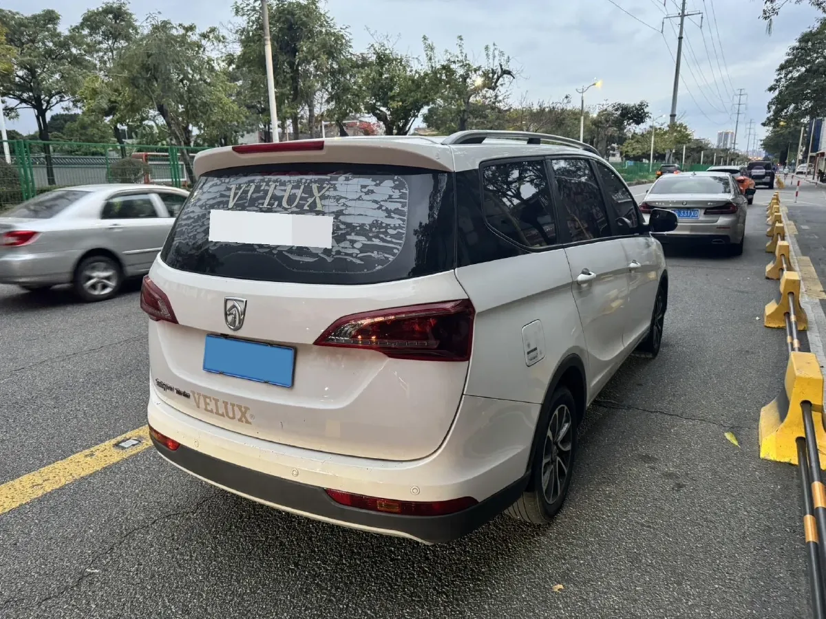 2019 BaoJun 730 1.5T 147HP L4 CVT,autocango,china used car exporter,china ev exporter,chinese used car exporter,chinese used ev exporter