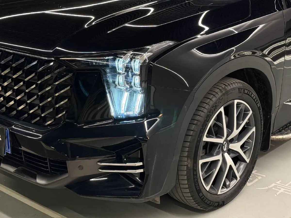 2022 GAC Trumpchi GS8 2.0T 252HP L4 8AT,autocango,china used car exporter,china ev exporter,chinese used car exporter,chinese used ev exporter