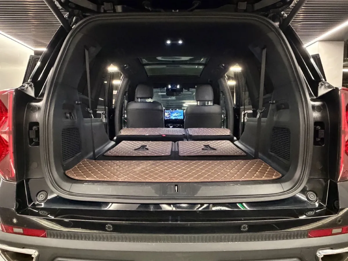 2022 GAC Trumpchi GS8 2.0T 252HP L4 8AT,autocango,china used car exporter,china ev exporter,chinese used car exporter,chinese used ev exporter