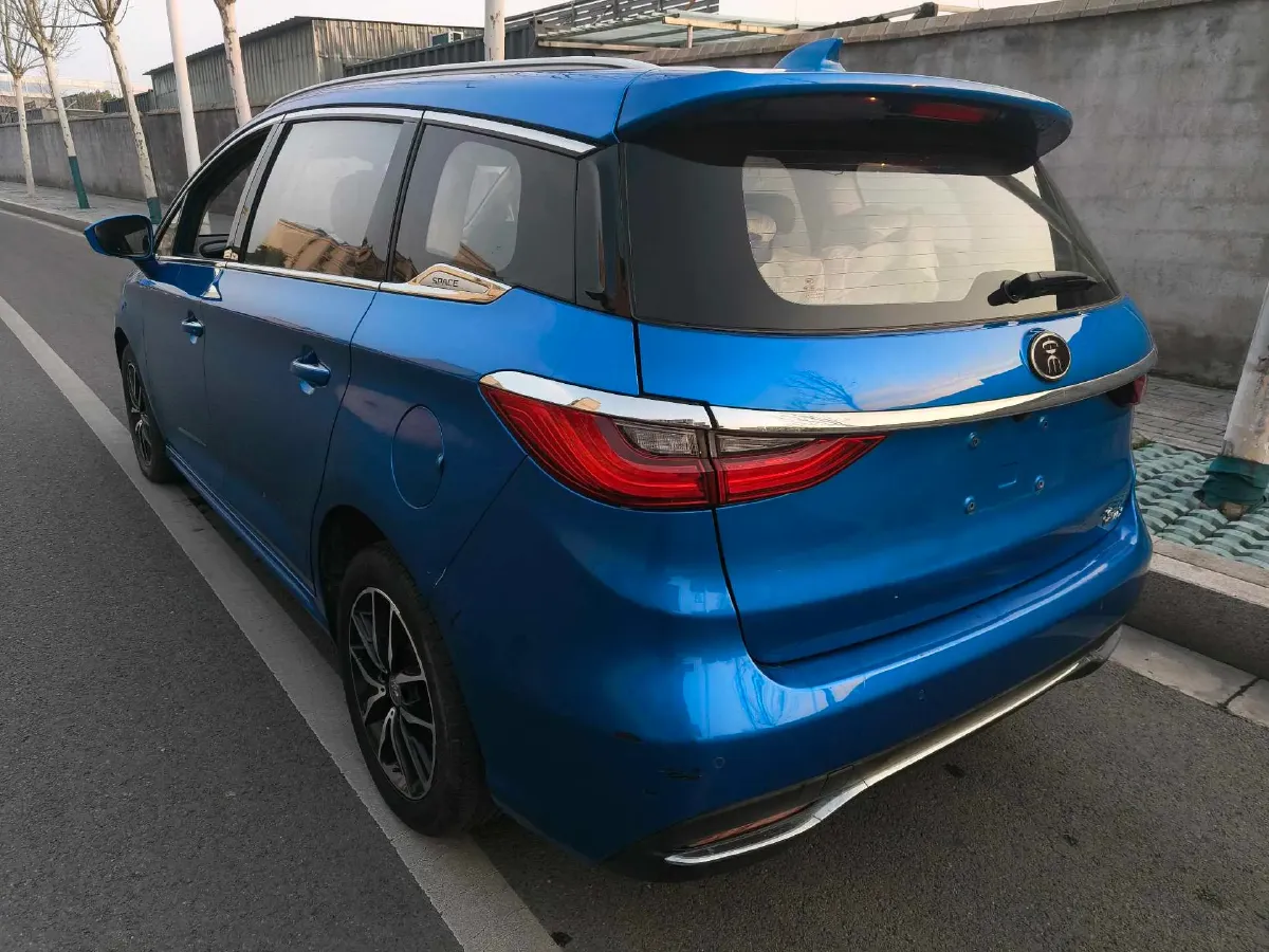 2017 BYD Song MAX 1.5T 154HP L4 6DCT,autocango,china used car exporter,china ev exporter,chinese used car exporter,chinese used ev exporter